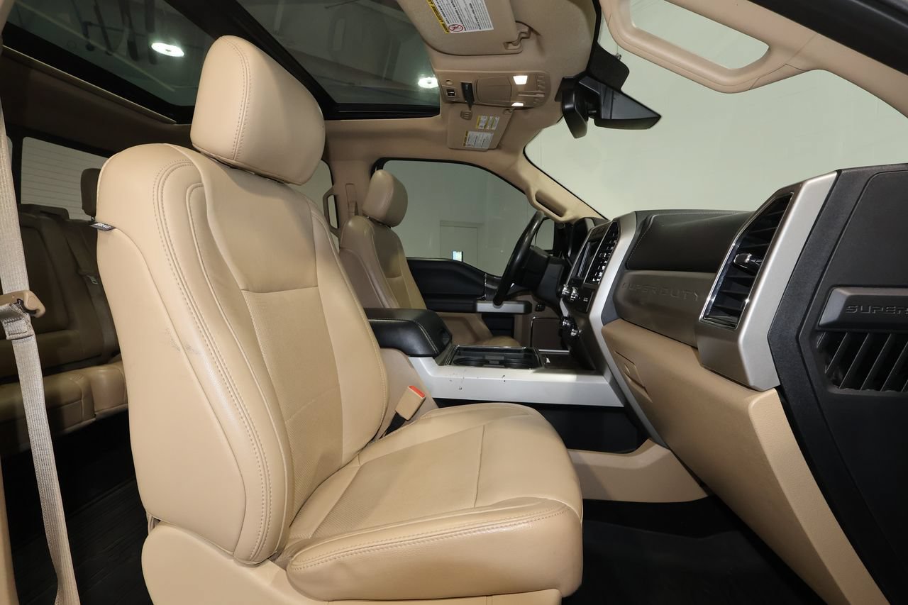 Used 2019 Ford F350 Lariat w/ Lariat Ultimate Package AWD/4WD image 18