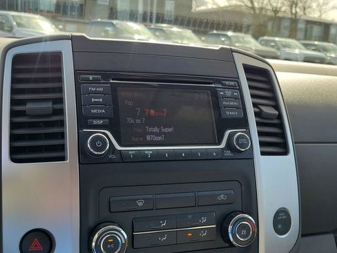 Used 2017 Nissan Frontier SV image 27