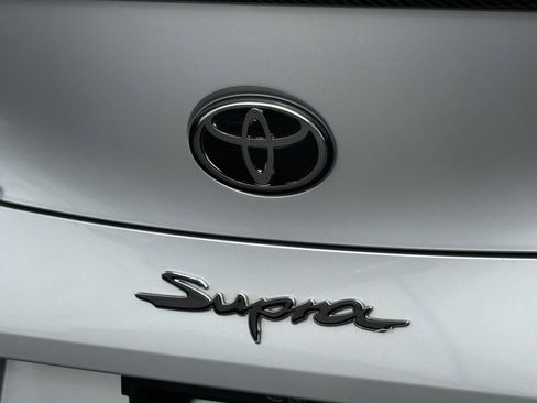 Used 2022 Toyota Supra Premium w/ Driver Assist Package image 37