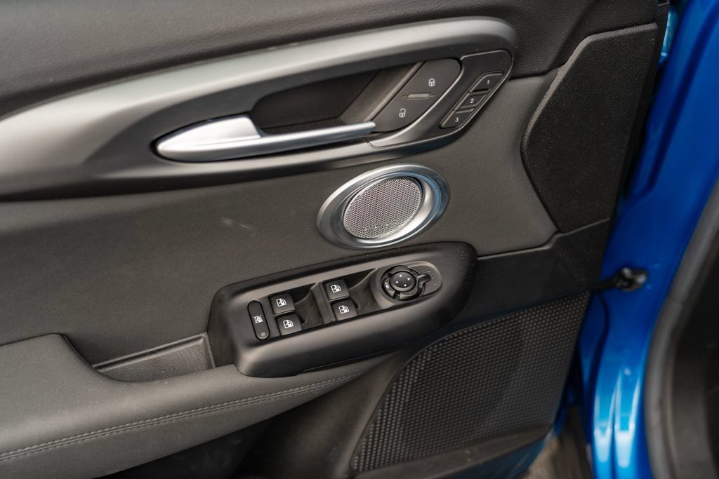 New 2024 Alfa Romeo Tonale Ti AWD/4WD image 12