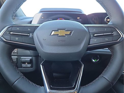 New 2026 Chevrolet Suburban Premier image 24