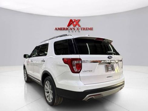 Used 2017 Ford Explorer Limited w/ Equipment Group 301A AWD/4WD image 5