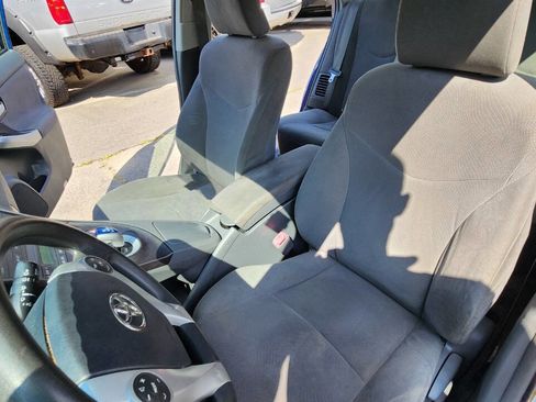 Used 2011 Toyota Prius One image 29