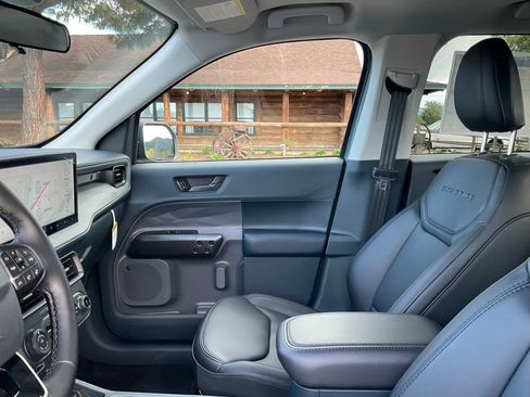 New 2025 Ford Maverick Lariat w/ Black Appearance Package image 50