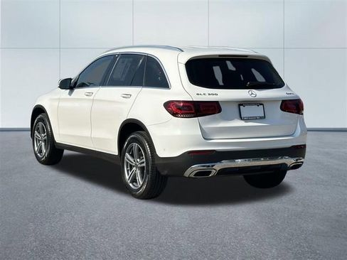 Used 2022 Mercedes-Benz GLC 300 4MATIC w/ Multimedia Package Lite image 8