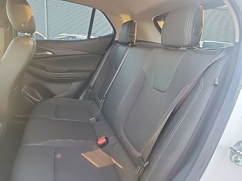Used 2025 Buick Encore GX Preferred image 11