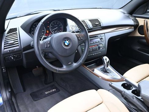 Used 2011 BMW 135i Convertible RWD image 20