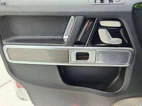 Used 2024 Mercedes-Benz G 550 image 34