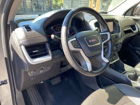 Used 2020 GMC Terrain SLT w/ Preferred Package AWD/4WD image 2