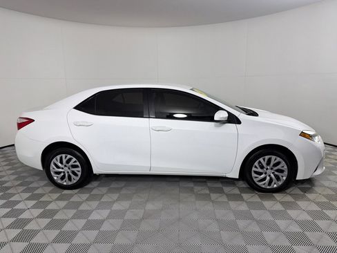 Used 2014 Toyota Corolla LE image 4