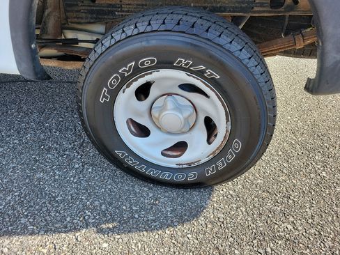 Used 2003 Ford F150 XL image 8