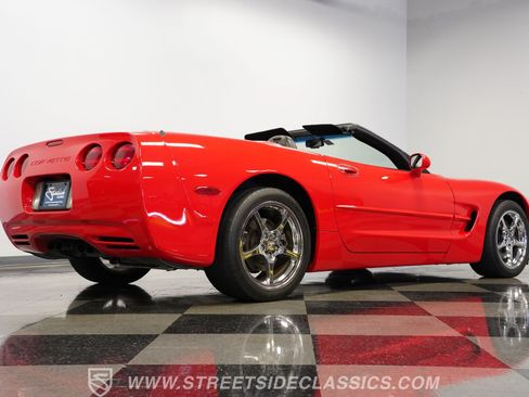 Used 1999 Chevrolet Corvette Convertible w/ Memory Pkg RWD image 28