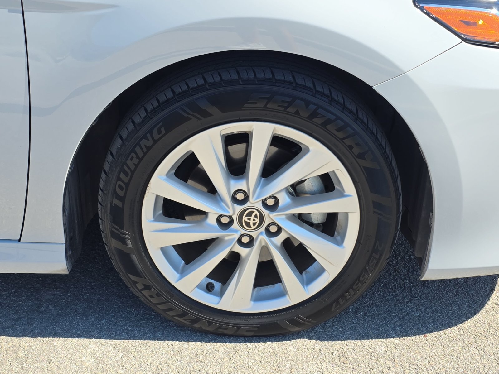 Used 2024 Toyota Camry LE w/ Convenience Package FWD image 27