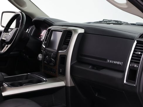 Used 2017 RAM 1500 Laramie w/ Convenience Group AWD/4WD image 47