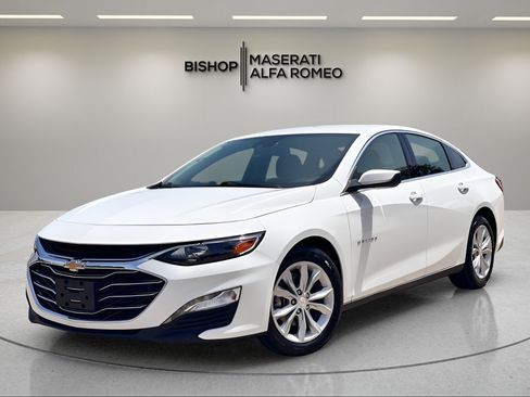Used 2024 Chevrolet Malibu LT FWD image 2