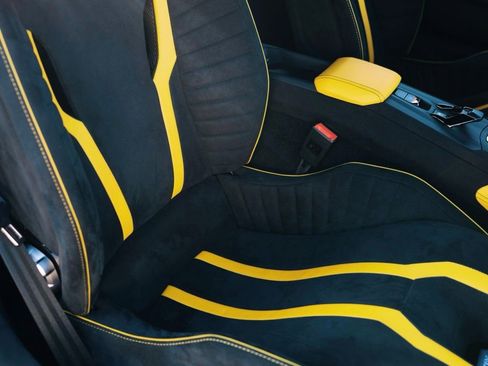 Used 2022 Lamborghini Huracan STO RWD image 16