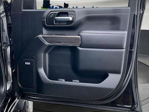 Used 2022 Chevrolet Silverado 2500 LTZ w/ Z71 Chrome Sport Edition image 26