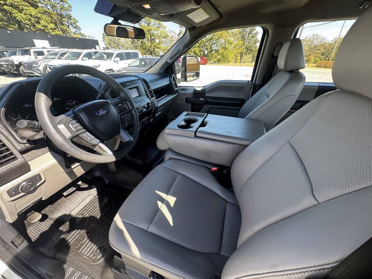 Used 2022 Ford F250 XL w/ STX Appearance Package AWD/4WD image 13