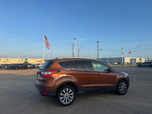 Used 2017 Ford Escape Titanium w/ Equipment Group 301A FWD image 22