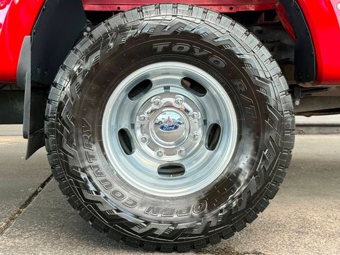 Used 2022 Ford F350 Lariat w/ Lariat Ultimate Package AWD/4WD image 12