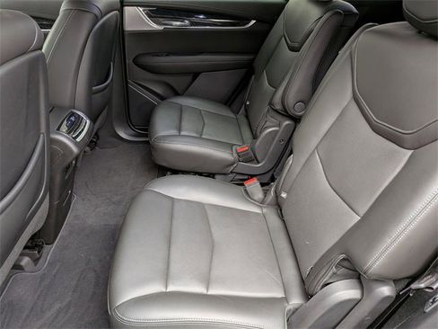 Certified 2023 Cadillac XT6 Premium Luxury image 22