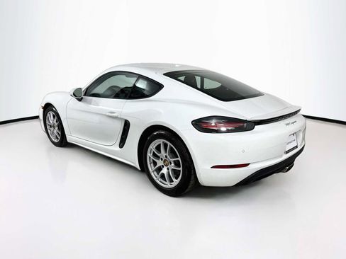 Certified 2024 Porsche 718 Cayman RWD image 3