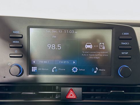 Certified 2025 Hyundai Elantra Sport image 14