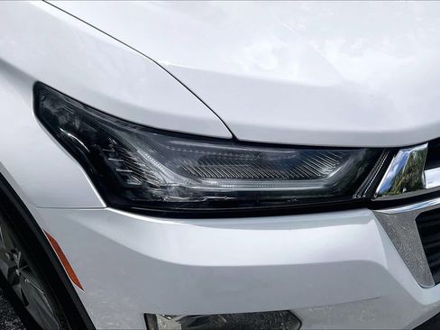 Used 2023 Chevrolet Traverse LT FWD image 30