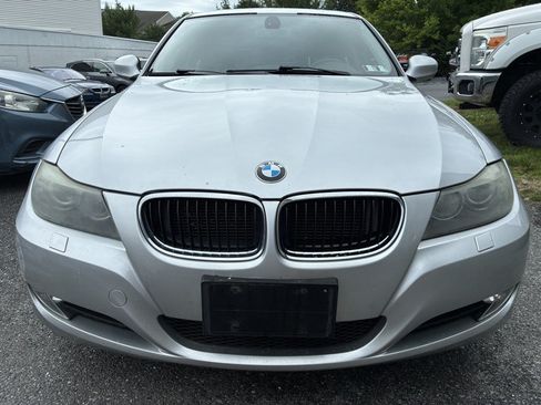 Used 2011 BMW 328i xDrive Sedan AWD/4WD image 2