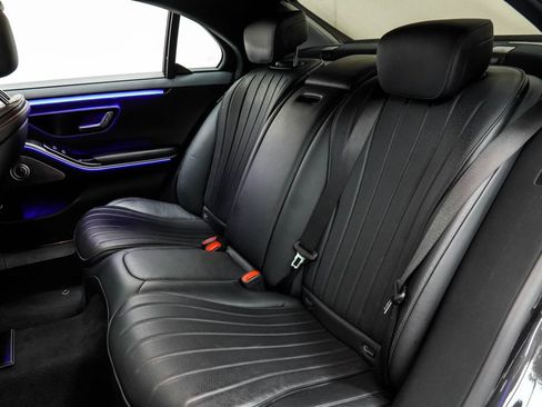 Used 2022 Mercedes-Benz S 500 4MATIC w/ AMG Line Package image 16
