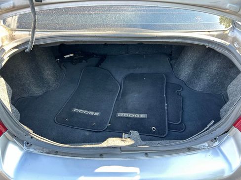 Used 2013 Dodge Avenger SXT FWD image 31