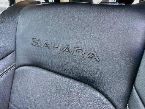 Certified 2023 Jeep Wrangler Unlimited Sahara AWD/4WD image 26