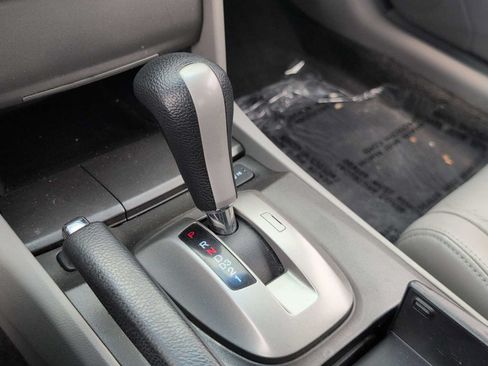 Used 2011 Honda Accord EX-L image 28