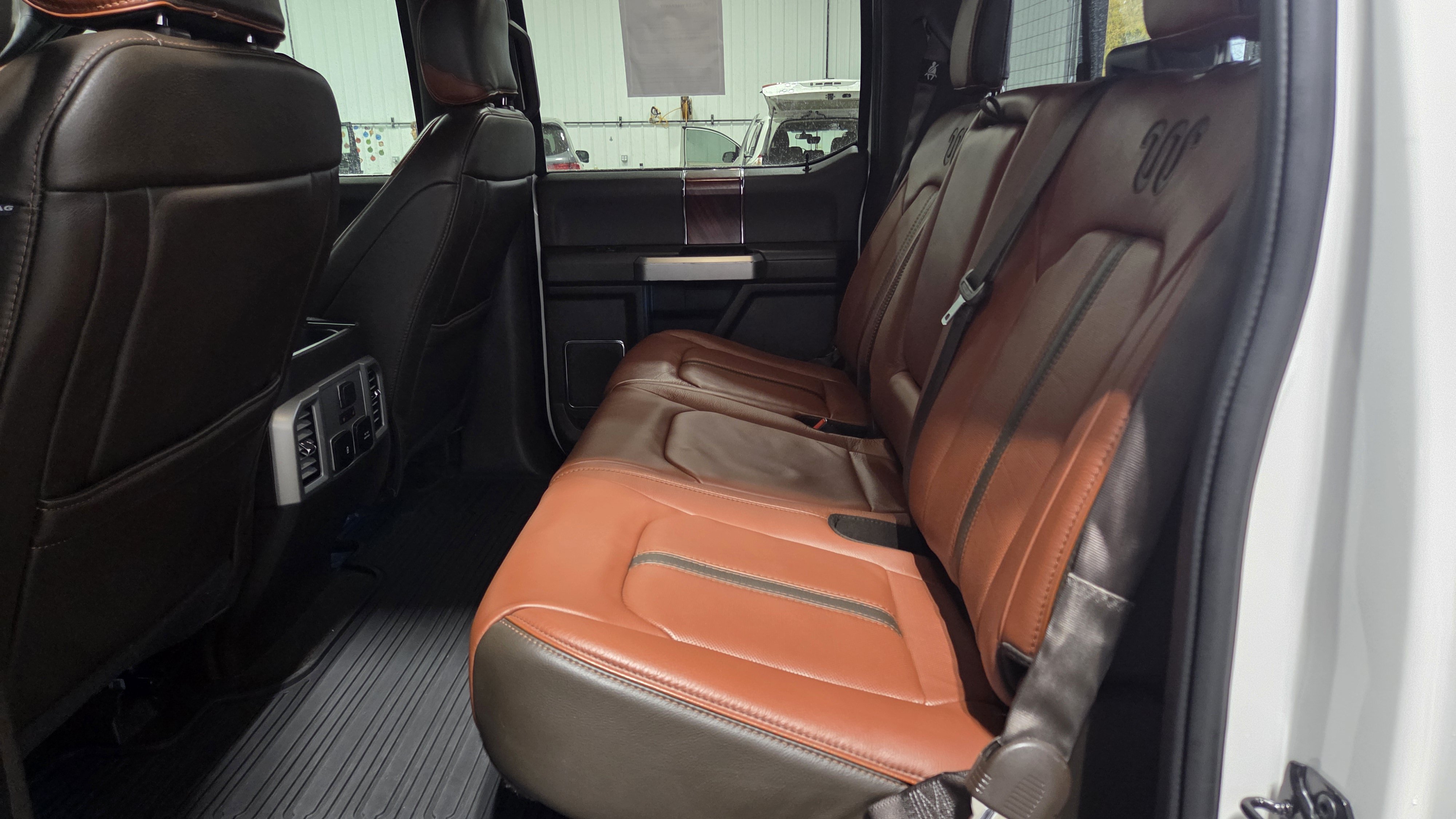 Used 2019 Ford F150 King Ranch w/ Equipment Group 601A Luxury AWD/4WD image 10
