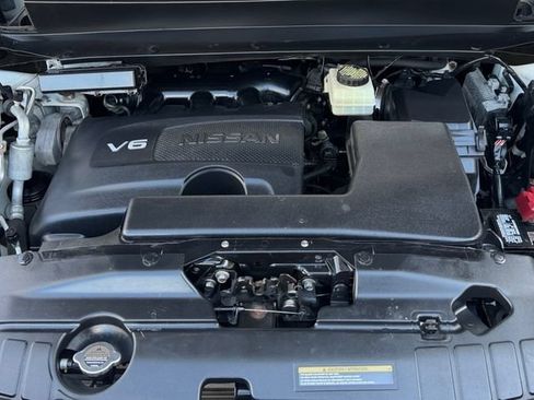 Used 2018 Nissan Pathfinder S AWD/4WD image 22