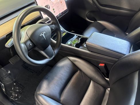 Used 2020 Tesla Model Y Long Range AWD/4WD image 4