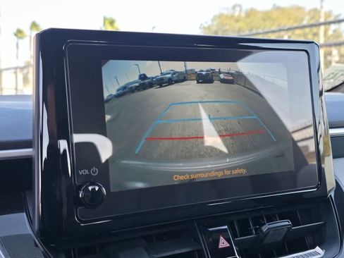 Used 2024 Toyota Corolla SE image 17