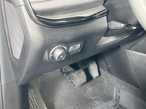 Used 2022 Jeep Compass Trailhawk w/ Sun and Sound Group image 10