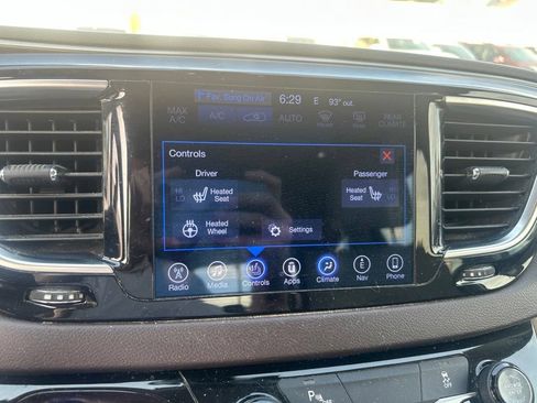 Used 2017 Chrysler Pacifica Touring-L Plus FWD image 14