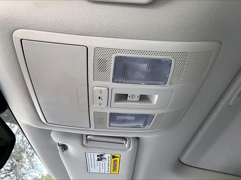 Used 2023 MAZDA CX-9 Touring image 33