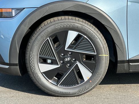 New 2026 Hyundai Ioniq 5 SE image 26
