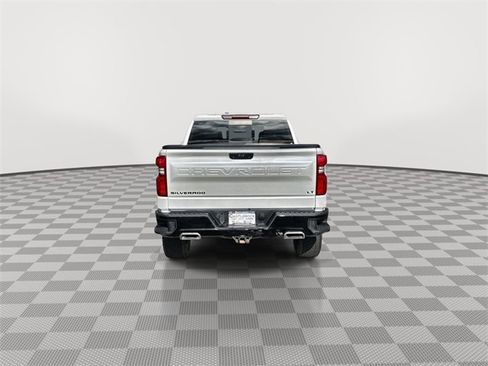 Used 2020 Chevrolet Silverado 1500 LT Trail Boss image 7