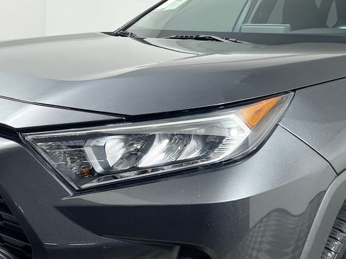 Used 2021 Toyota RAV4 XLE Premium FWD image 12