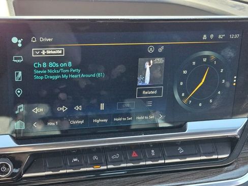 Used 2024 Chevrolet Silverado 1500 LT image 23