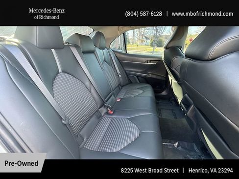 Used 2022 Toyota Camry SE w/ Convenience Package image 18