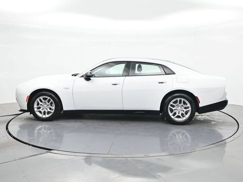 New 2026 Dodge Charger R/T AWD/4WD image 10