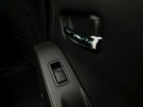 Used 2024 Nissan Frontier PRO-4X w/ Off-Road Protection Package image 26