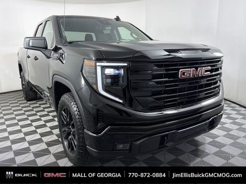 Used 2025 GMC Sierra 1500 Elevation image 1