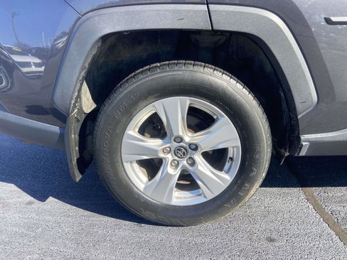 Used 2020 Toyota RAV4 XLE image 11