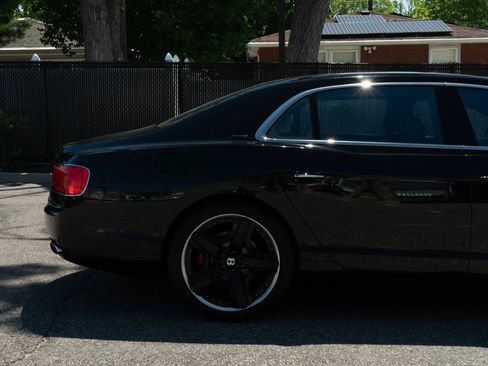 Used 2014 Bentley Flying Spur W12 AWD/4WD image 36